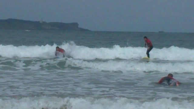 Cursos de surf en Loredo